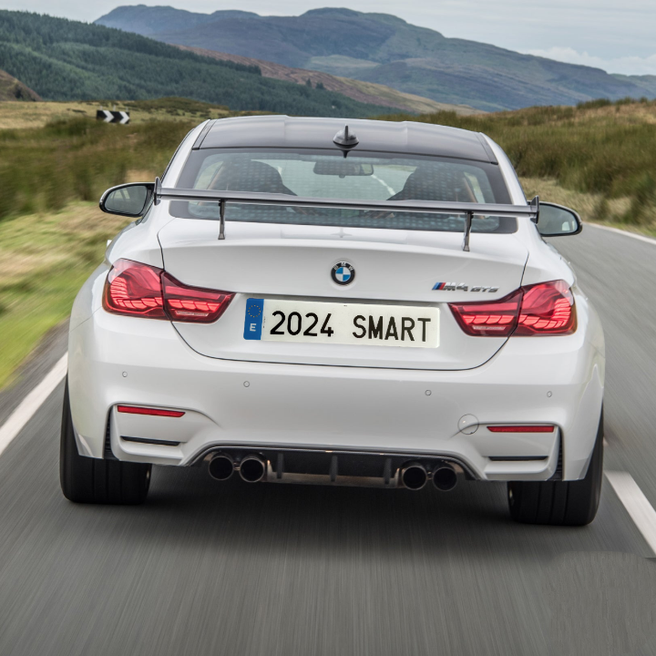 BMW M4 SmartPlates